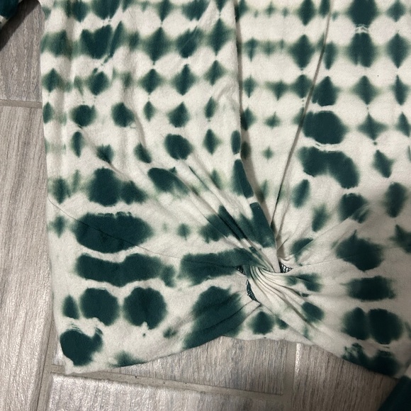 LIKE NEW! Women's Victoria's Secret PINK Teal/White Tie Dye 3/4 Crop - MEDIUM - Picture 7 of 10